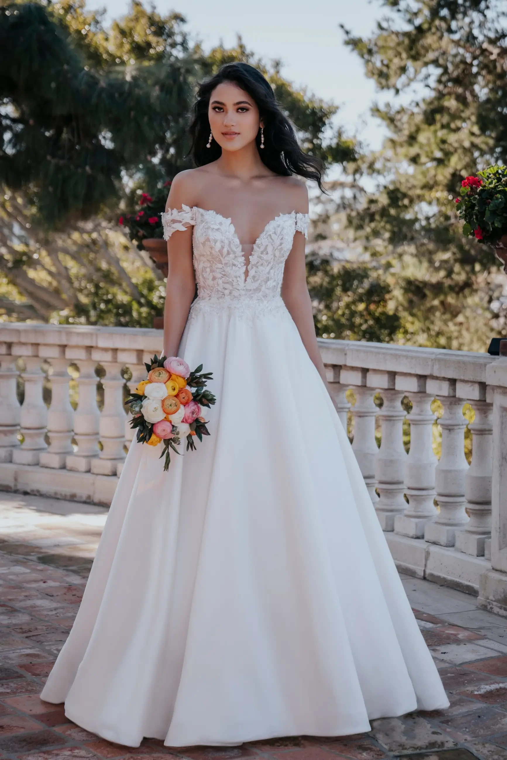 White Sale Main Image