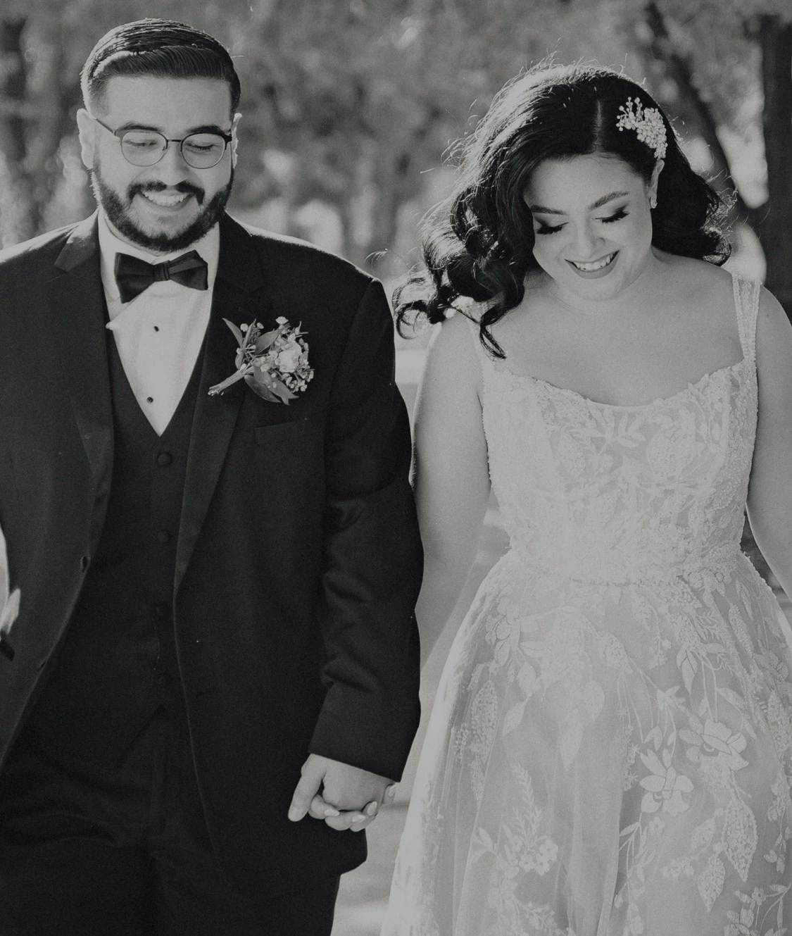 Photo of the real bride and groom - Mobile Image