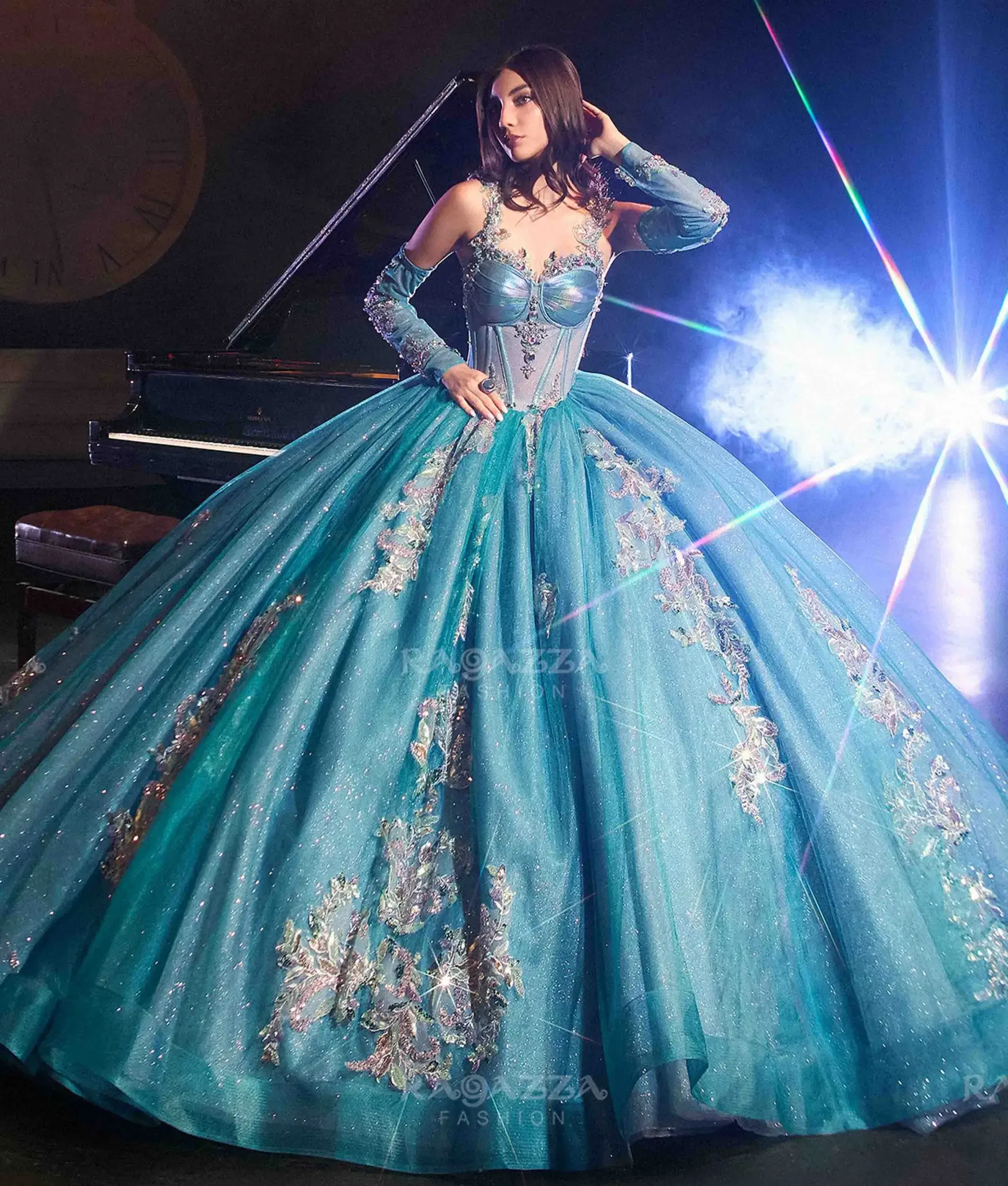Ragazza Quinceañera Image